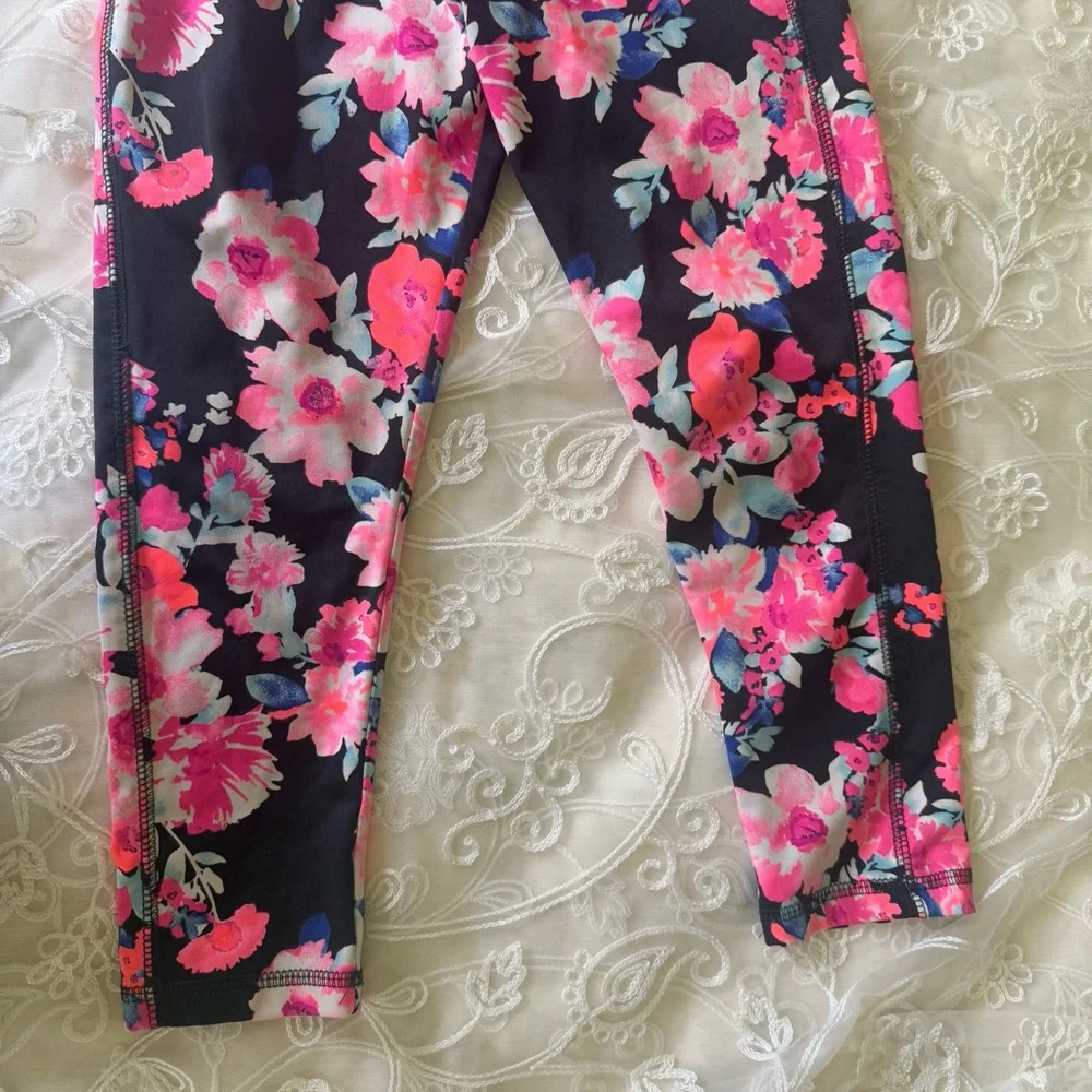 OshKosh B'gosh Black and Pink Floral Leggings